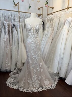 Lace Appliqué Mermaid Wedding Dress in Blush and White